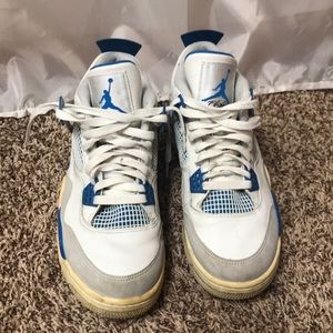 Jordan Retro 4 Military Blue